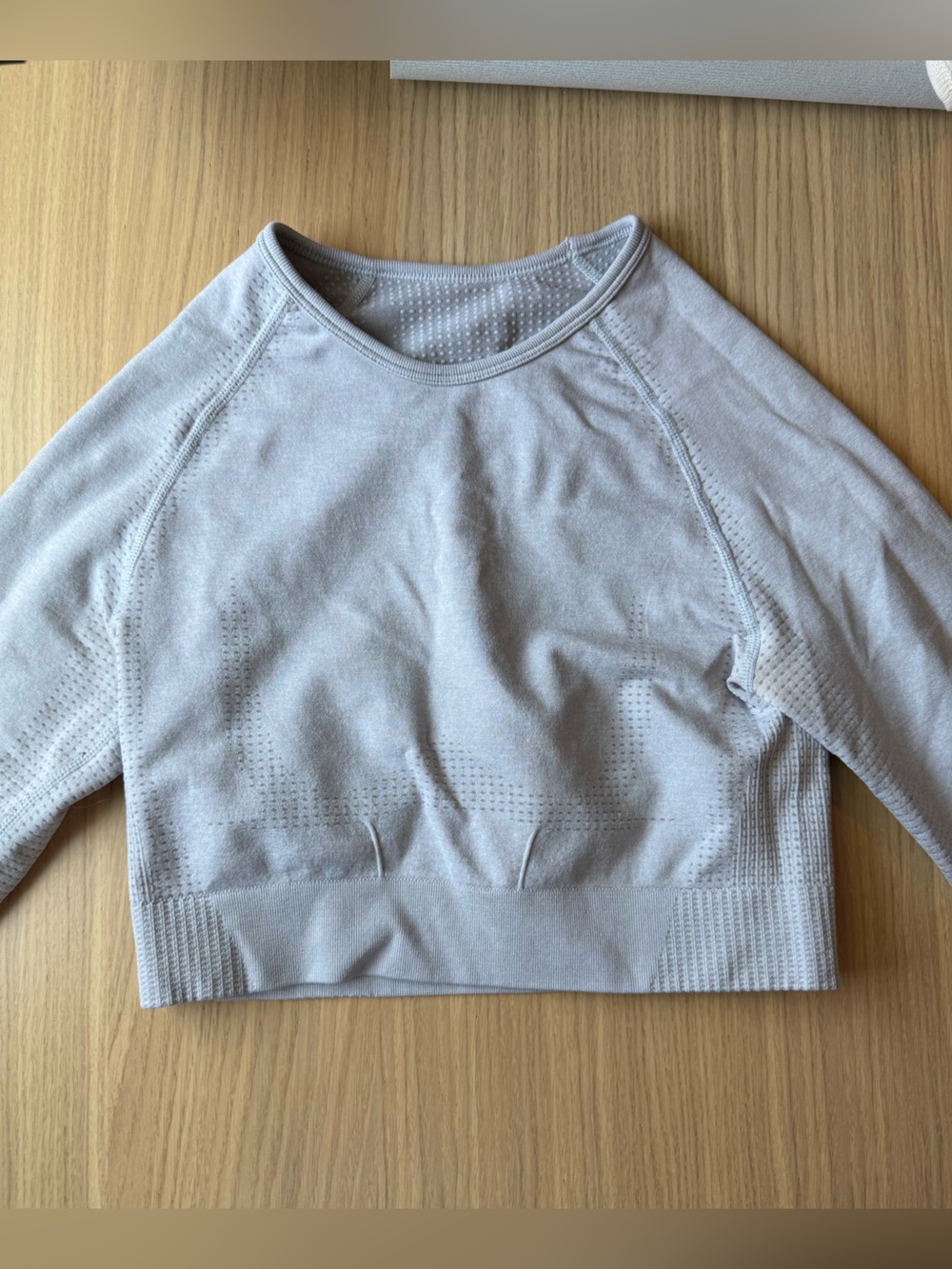AoxJox Seamless Long Sleeve Crop Top